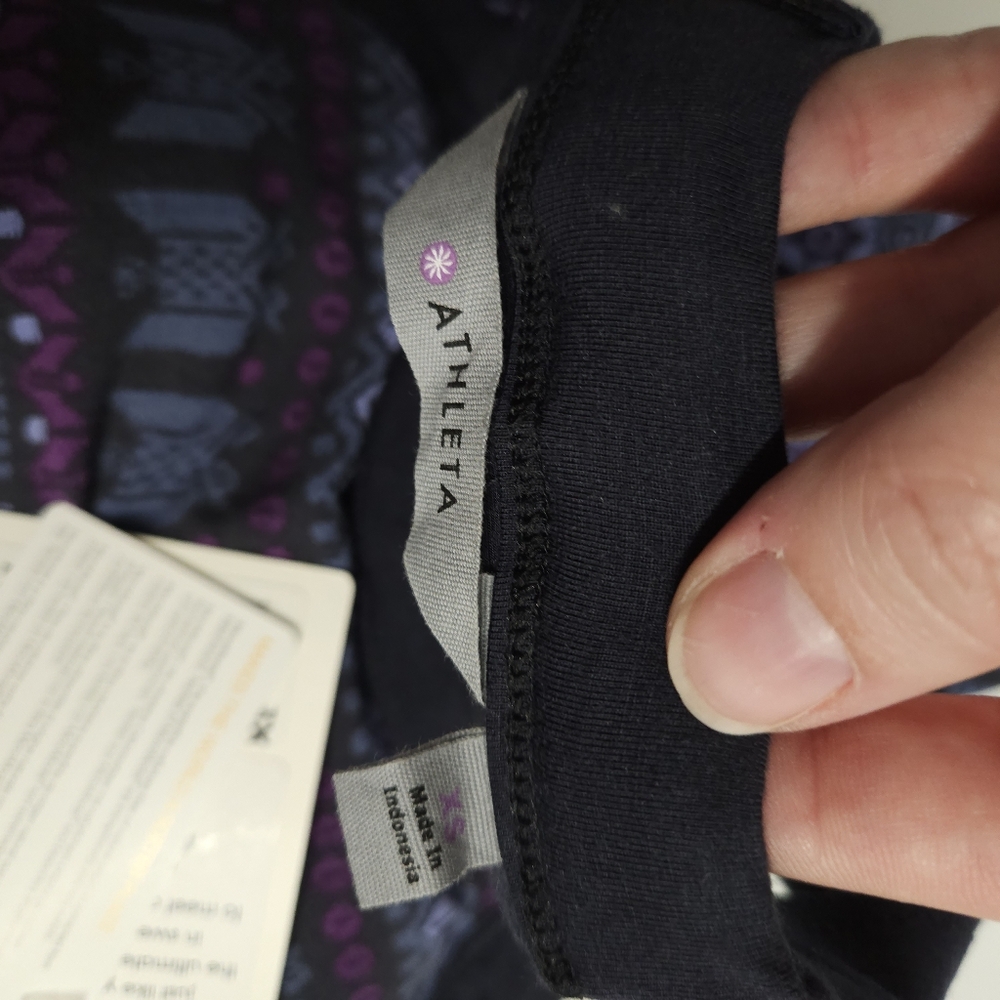 NWT Athleta Rio Maxi Dress Racerback Purple Printed XS has built in shelf bra. - Picture 9 of 12